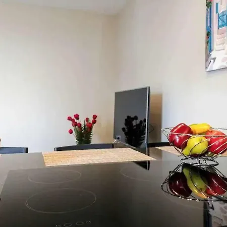 公寓 Bulgarian House 瓦爾納
