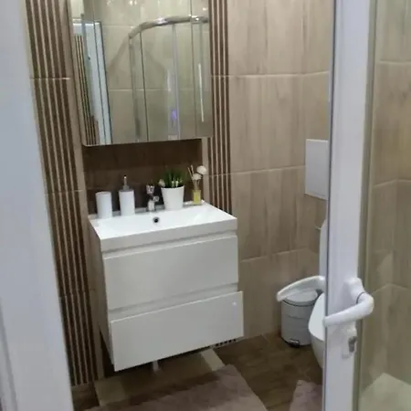 公寓 Bulgarian House 瓦爾納